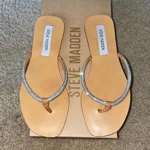 Steve Madden Thong sandal